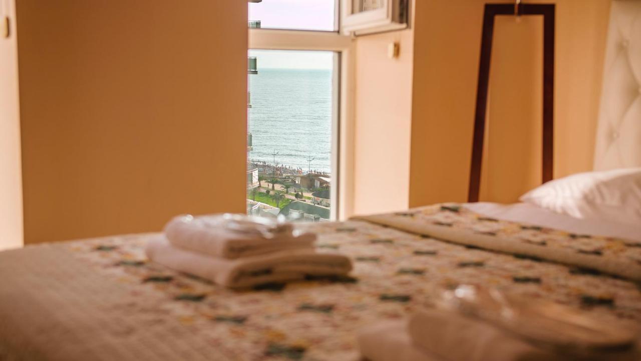 Apart Hotel Orbi Batumi Exterior photo