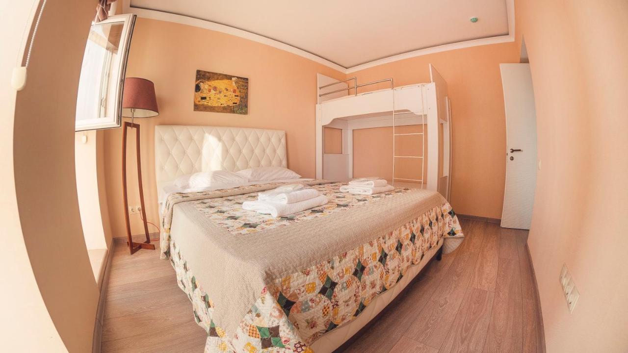 Apart Hotel Orbi Batumi Exterior photo